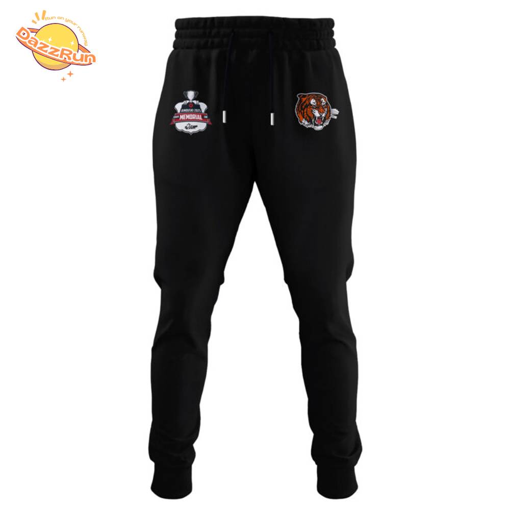 Medicine Hat Tigers Hoodie Champions Memorial Cup 2025 Editions Limited Medicine Hat Tigers Hoodie Champions Memorial Cup 2025 Editions Limited